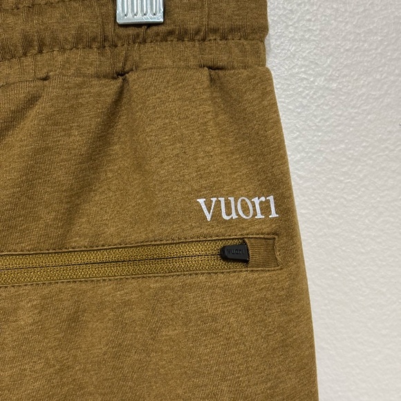 Vuori Men’s Sunday Performance Joggers in Pecan Heather - Size S - Picture 4 of 7